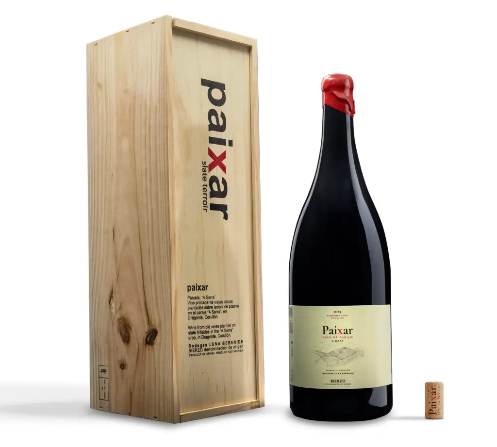 Double Magnum Mencía wine Paixar "A Serra" Luna Beberide 3000 ml. Wooden box.