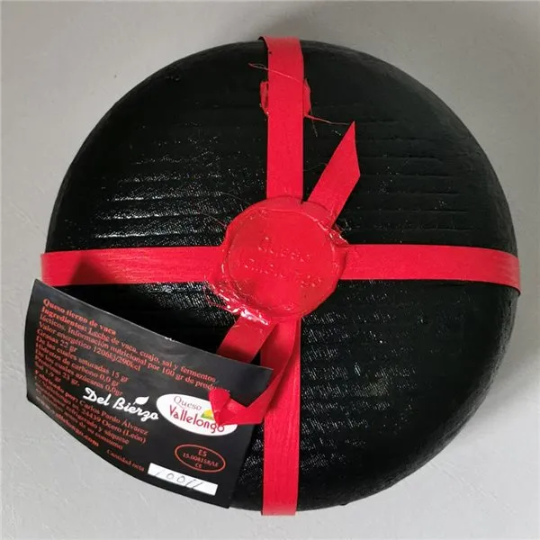 Queso negro de vaca 850 gr. Vallelongo